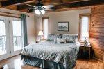 Ma Cook Lodge has a king master suite w/ jacuzzi bathtub and private access to Norris Lake